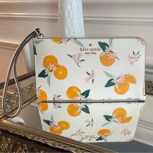 Kate Spade Orange Toss Lucy L Shaped Wristlet